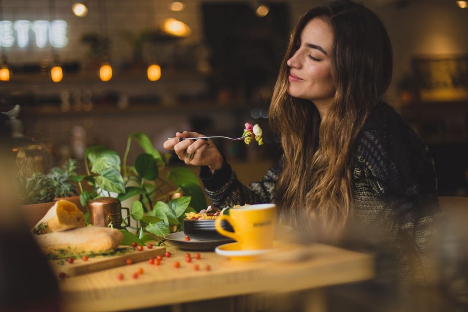 Why Mindful Eating is Key to Emotional Wellness